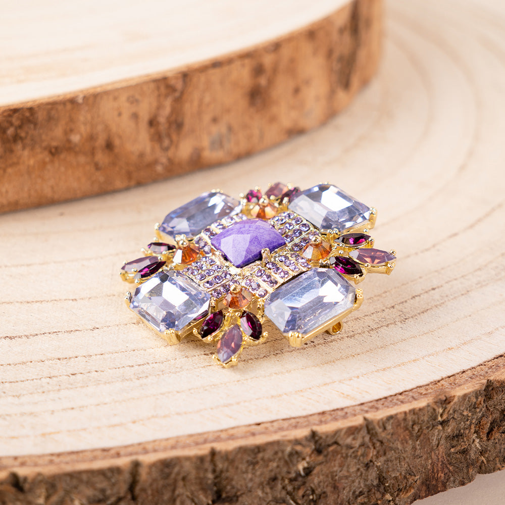 FLOWER BROOCH WITH RHINESTONE OF DIFFERENT SIZES