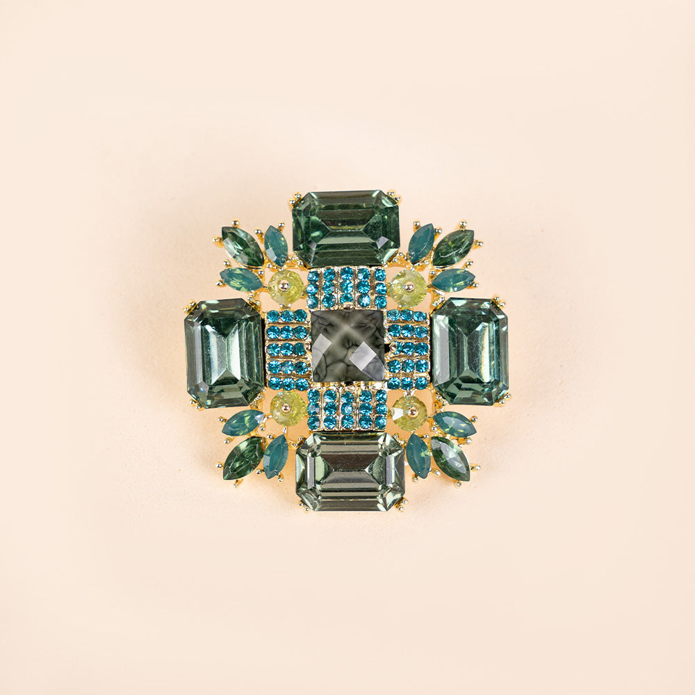 FLOWER BROOCH WITH RHINESTONE OF DIFFERENT SIZES