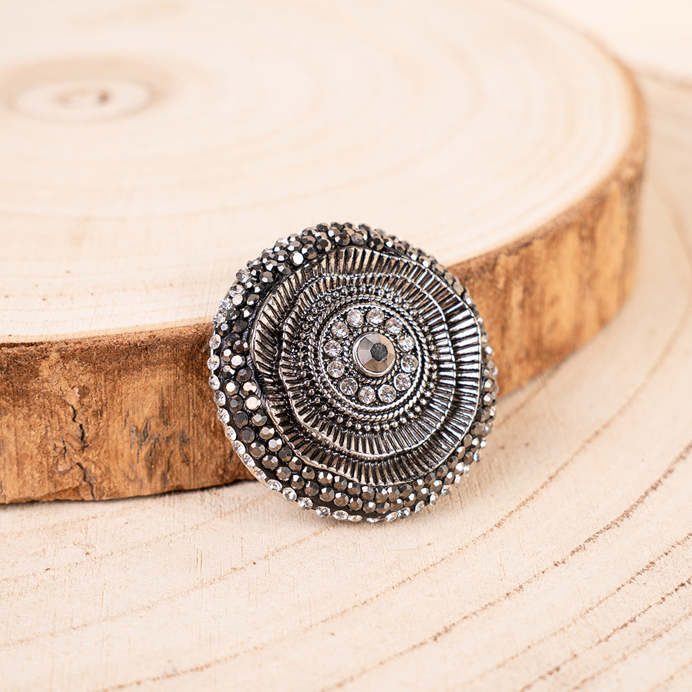 DECORATED ROSETTE MAGNETIC PIN