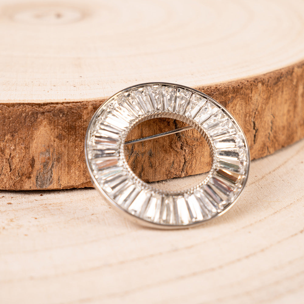 CIRCULAR MAGNETIC PIN WITH RHINESTONE FRAME