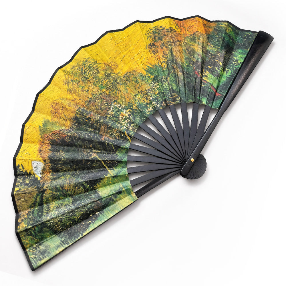 FAN WITH PAINTED FANTASY